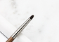 Глаза точности щетки Vonira высококачественная Handcrafted щетка карандаша детали крошечного Lashline Smudger смешивая