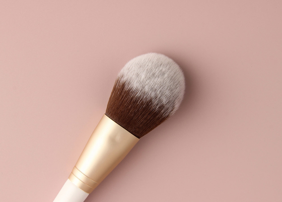 Макияж Vonira Beauty Studio Плоская порошкообразная кисть с золотой алюминиевой ферруловой березовой деревянной ручкой